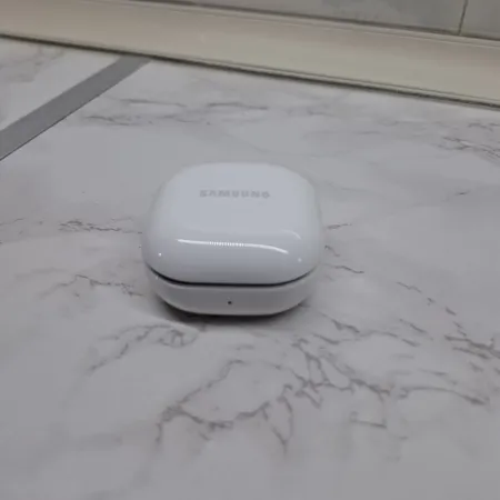 هدفون بلوتوثی سامسونگ مدل Galaxy Buds FE