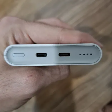 پاوربانک 25 وات سامسونگ مدل EB-P3400 ظرفیت 10000 میلی آمپر ساعت