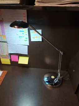 چراغ مطالعه صنایع کریم زاده مدل EN-201