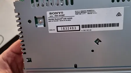پخش کننده خودرو سونی مدل DSX-A416BT