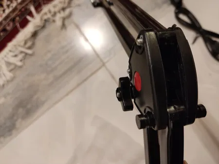 چراغ مطالعه صنایع کریم زاده مدل EN-101 همراه با لامپ ال ای دی 9 وات