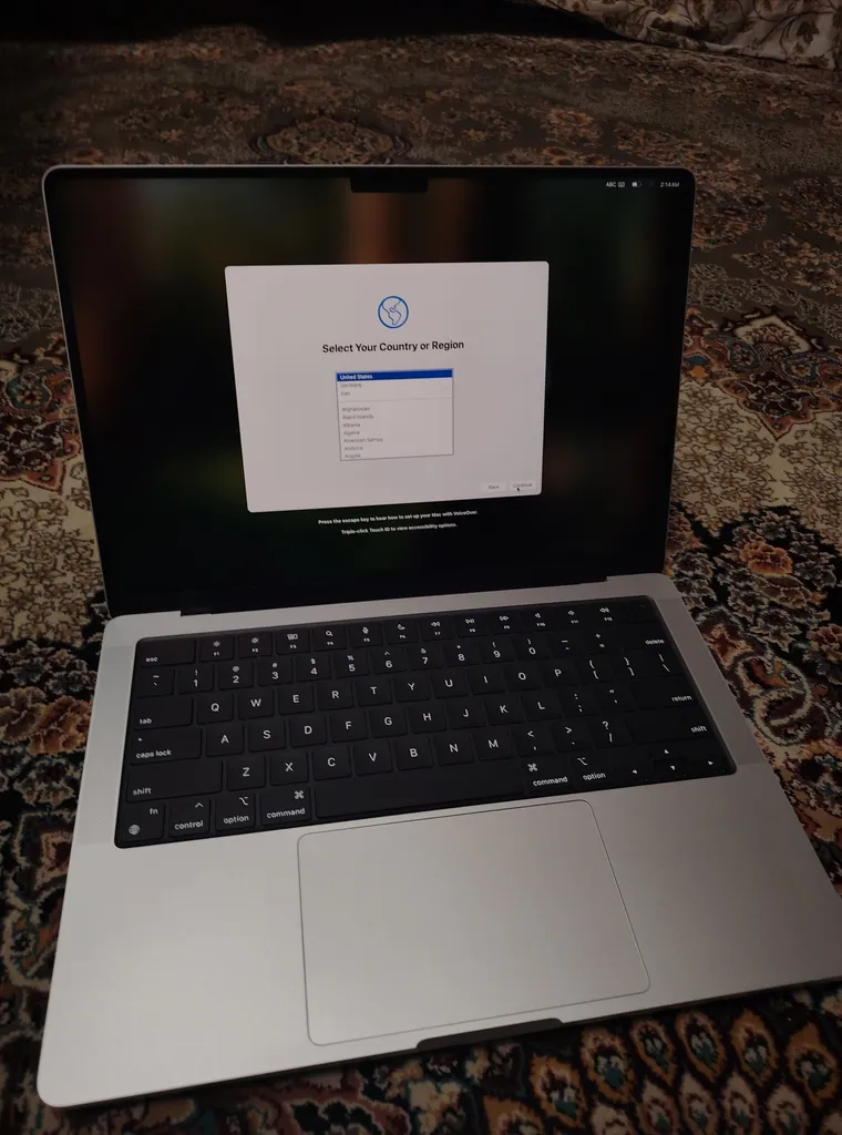 لپ تاپ 14.2 اینچی اپل مدل MacBook Pro MW2W3 2024 LLA-M4-16GB RAM-512GB SSD