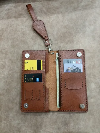 کیف پول مدل چند کاره