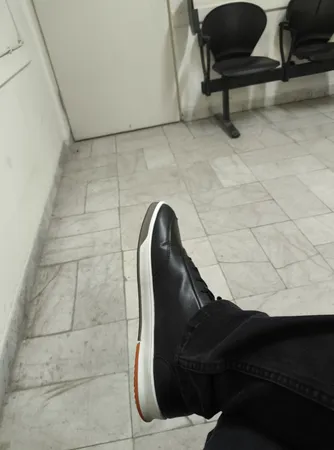 کفش پیاده‌روی سارزی مدل C.K.M.e.s