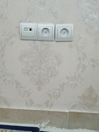 محافظ پریز برق کودک خوش منظر الکتریک مدل A2 بسته 7 عددی