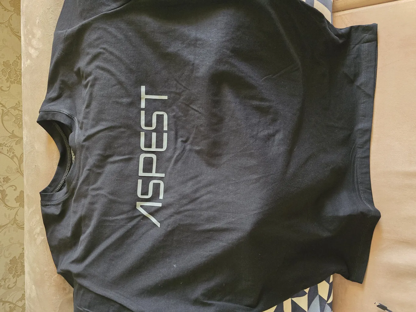 تی شرت آستین کوتاه مردانه اسپست مدل ASP-TBLK--D