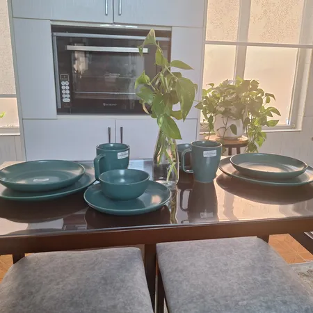 سرویس غذاخوری چهار پارچه 1 نفر مدل آیلین کد 085