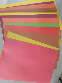 مقوا رنگی سایز ۳۴×۲۴ بسته ۲۰ عددی (۱۰ رنگ از هر کدام ۲ عدد)