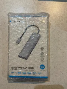 تجریه خرید هاب 5 پورت USB-C ازرا مدل UH15