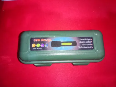 چراغ قوه دستی مدل SST-88