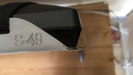 محافظ صفحه نمایش  مناسب برای تلویزیون 49 اینچ