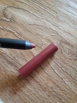 مداد لب گلدن رز شماره 532