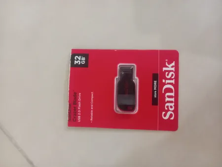فلش مموری سن دیسک مدل Cruzer Blade CZ50 ظرفیت 32 گیگابایت با رابط USB 2.0