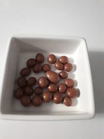 دراژه کاکایویی رگالو فرمند با مغز آجیل - 30 گرم