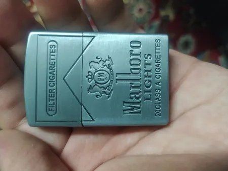 فندک مدل Marlboro