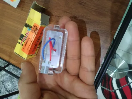 چراغ صندوق خودرو تک لایت مدل AM 5964 S مناسب برای ساینا