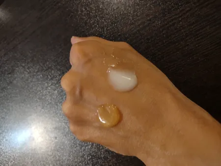 کرم مرطوب کننده رزاکلین مدل هایدرا کامپلکس حجم 100 میلی لیتر