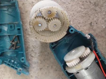 دریل پیچ گوشتی شارژی باس مدل LIFE_STYLE کد 4.2 مجموعه 47 عددی