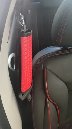 پشت گردنی صندلی خودرو مدل 1915 به همراه کاور کمربند ایمنی مجموعه 4 عددی