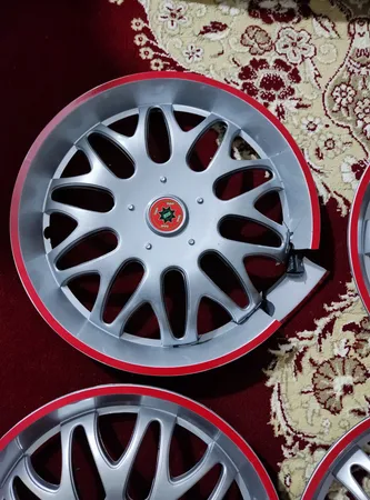 قالپاق چرخ مدل DP-130 سایز 13 اینچ مناسب برای پراید بسته 4 عددی