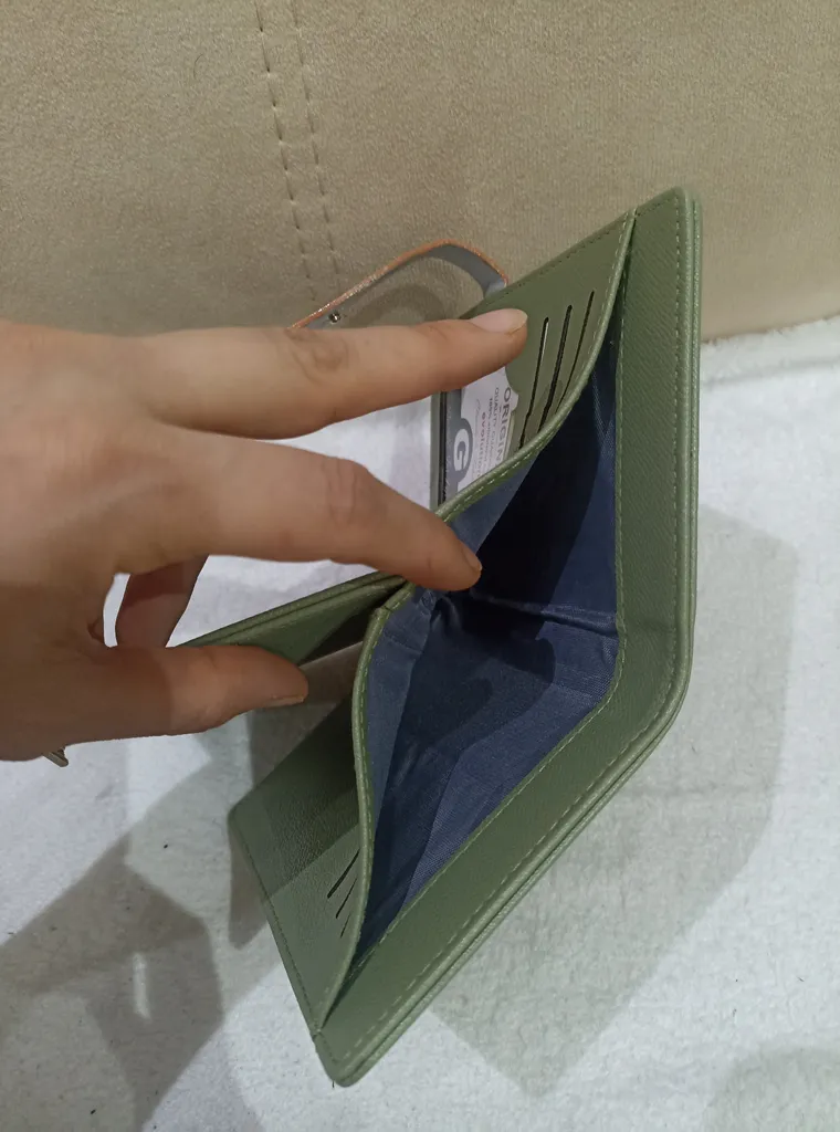 کیف پول زنانه مدل ریماز