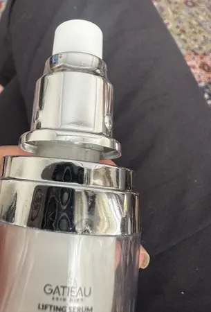 سرم سفت کننده و لیفتینگ گاتیو مدل کلاژن سازی حجم 30 میلی لیتر