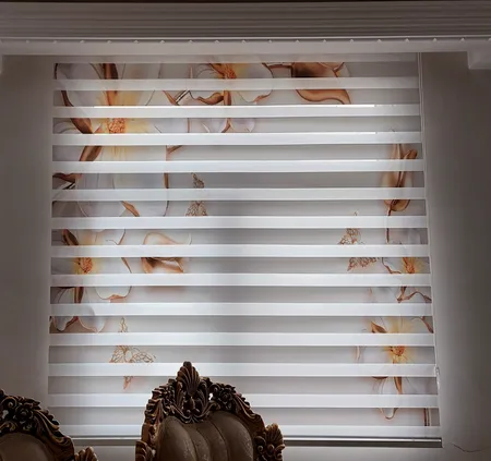 پرده زبرا کد 7121 سایز 180 × 160 سانتی‌ متر