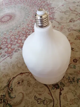 لامپ ال ای دی 60 وات مدل BT6040 پایه E27