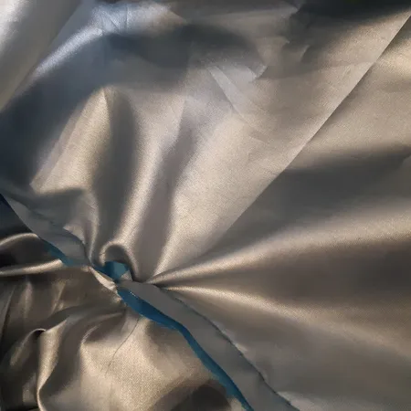 پانچو کوهنوردی مدل سه  کاره