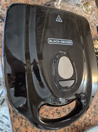 ساندویچ ساز بلک اند دکر مدل TS4130-B5