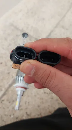 لامپ هدلایت خودرو مدل C6 9005 بسته دو عددی