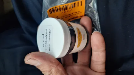 پودر سفید کننده دندان کازیوه مدل زغال فعال وزن 80 گرم