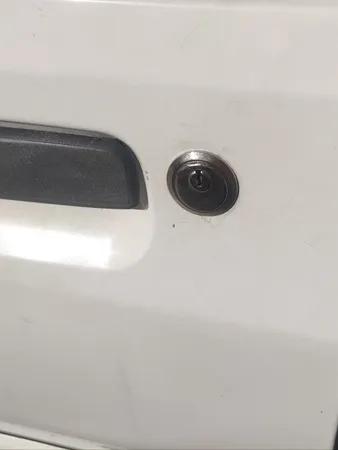 قفل درب مدل یدک لوکس مناسب برای پراید مجموعه دو عددی