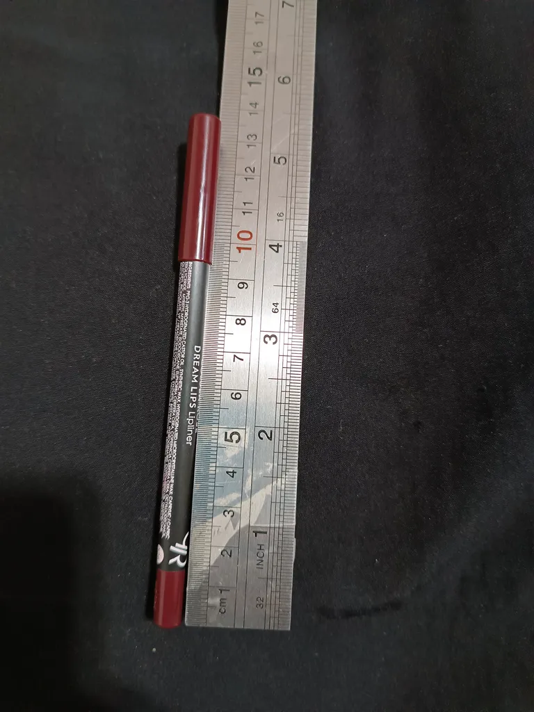 مداد لب گلدن رز مدل DREAM شماره 526