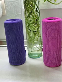 اسپیکر بلوتوثی قابل حمل وی یو مدل TITAN