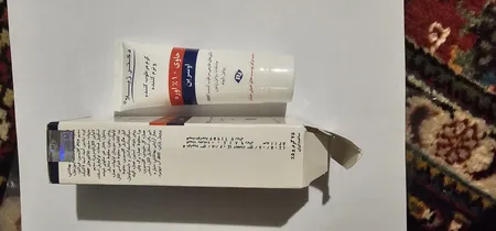 کرم مرطوب کننده دکتر ژیلا مدل اوره 10% مناسب پوست های خشک وزن 75 گرم