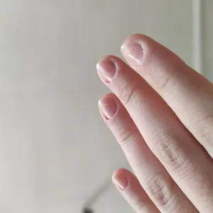 تجریه خرید محلول تقویت کننده ناخن هیدرودرم مدل 01 حجم 8 میلی لیتر