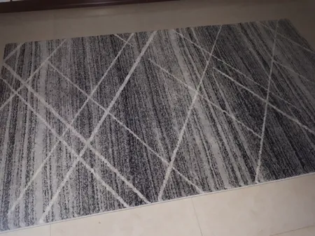 فرش ماشینی ساوین کد 4083 زمینه مشکی