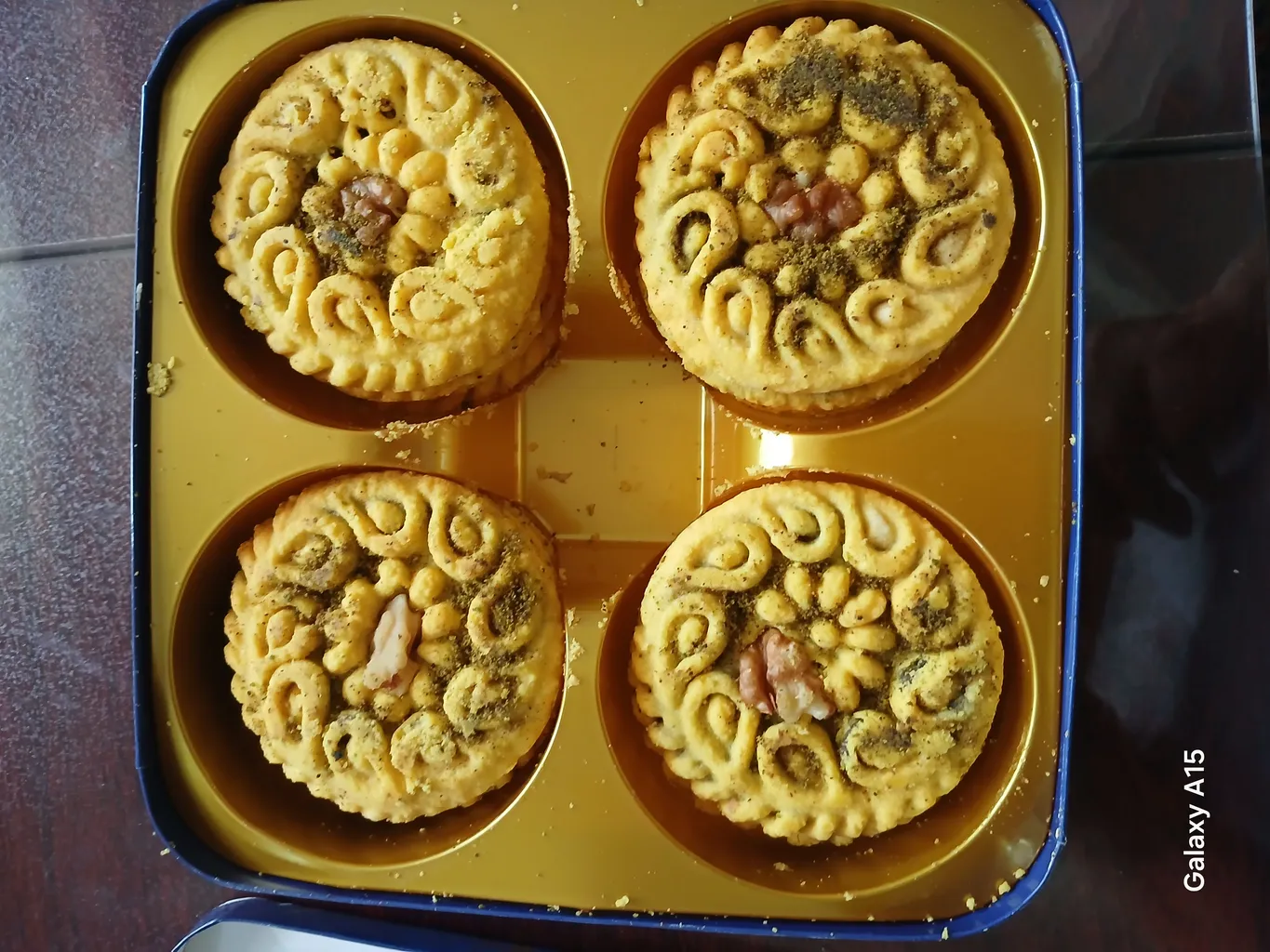 کلمپه گردویی زعفرانی مخصوص رضا بیجاری - 500 گرم