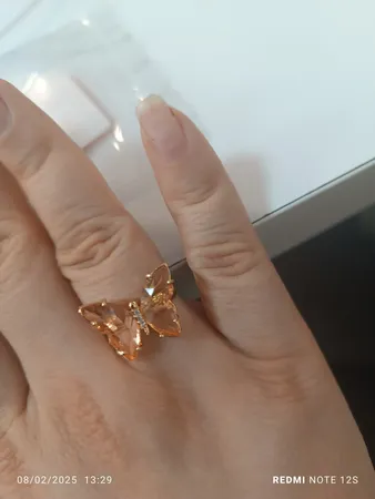 انگشتر زنانه مدل پروانه عاشق کریستالی کد BEH 15