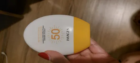 کرم ضد آفتاب بدون رنگ ایمجز SPF 50 مدل Protective مناسب انواع پوست حجم 45 میلی‌لیتر مجموعه 2 عددی