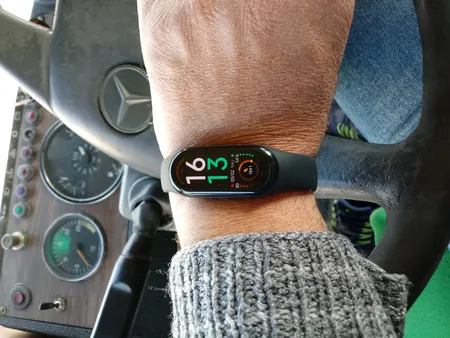 ساعت هوشمند شیائومی مدل mi 7 band new watch global