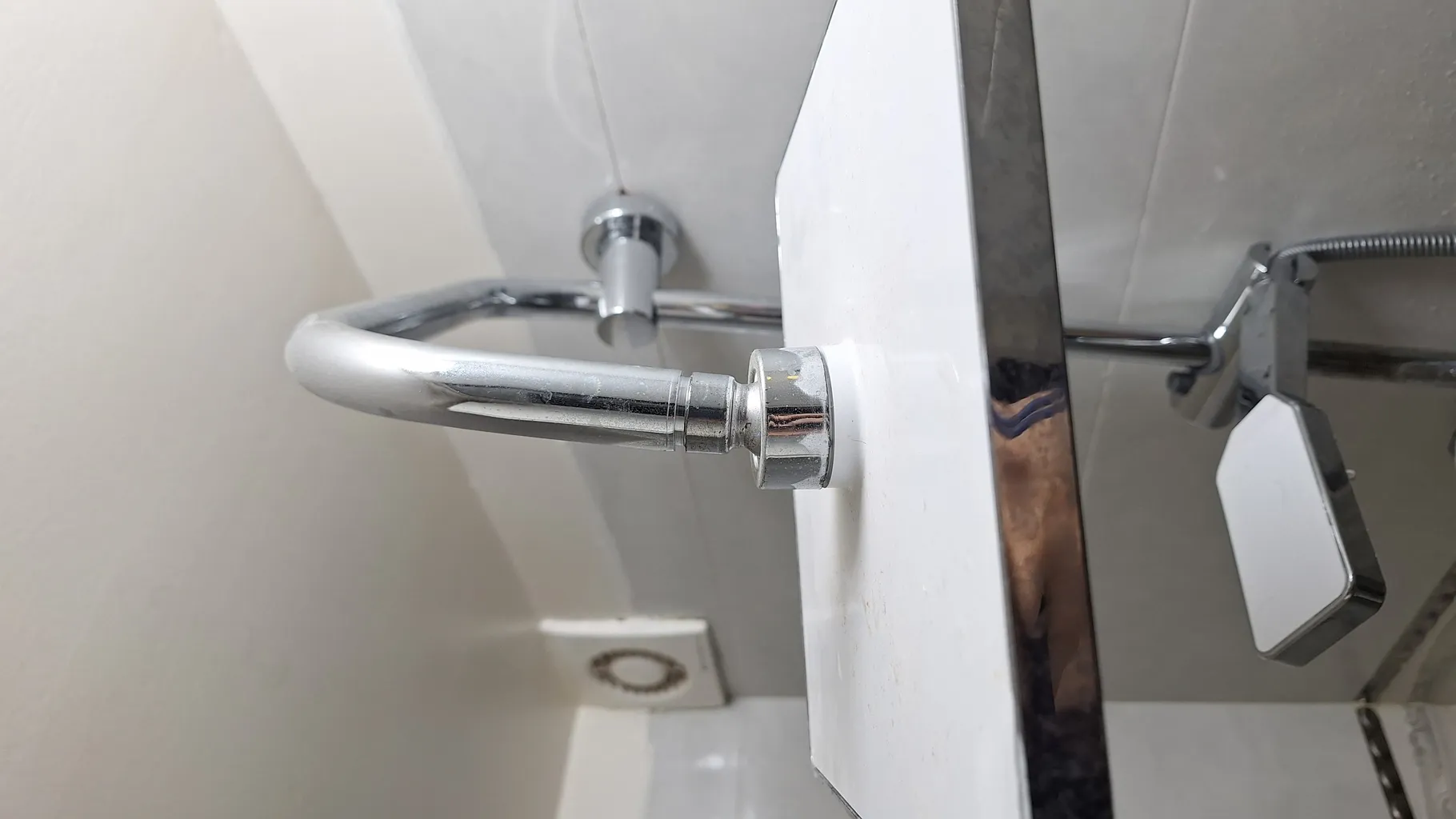 ست شیرآلات دزلی مدل لوتوس مجموعه 6 عددی