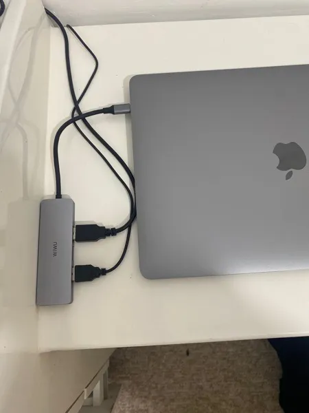 هاب 4 پورت USB-C ویوو مدل Alpha 440 Pro