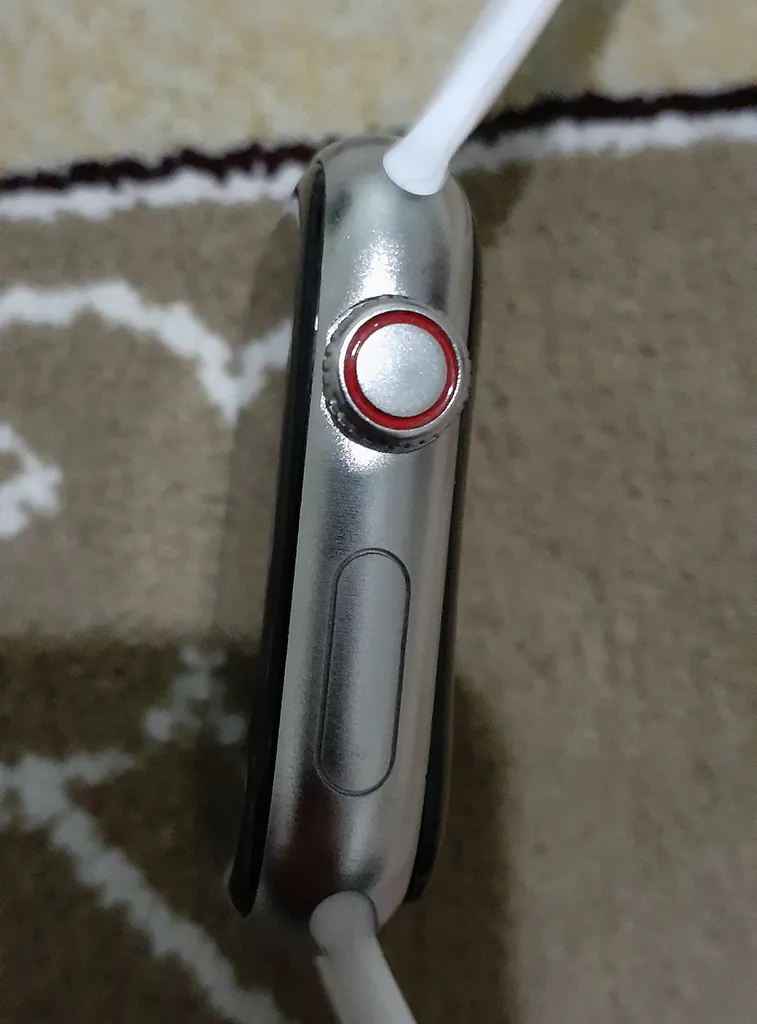 ساعت هوشمند مدل XS18