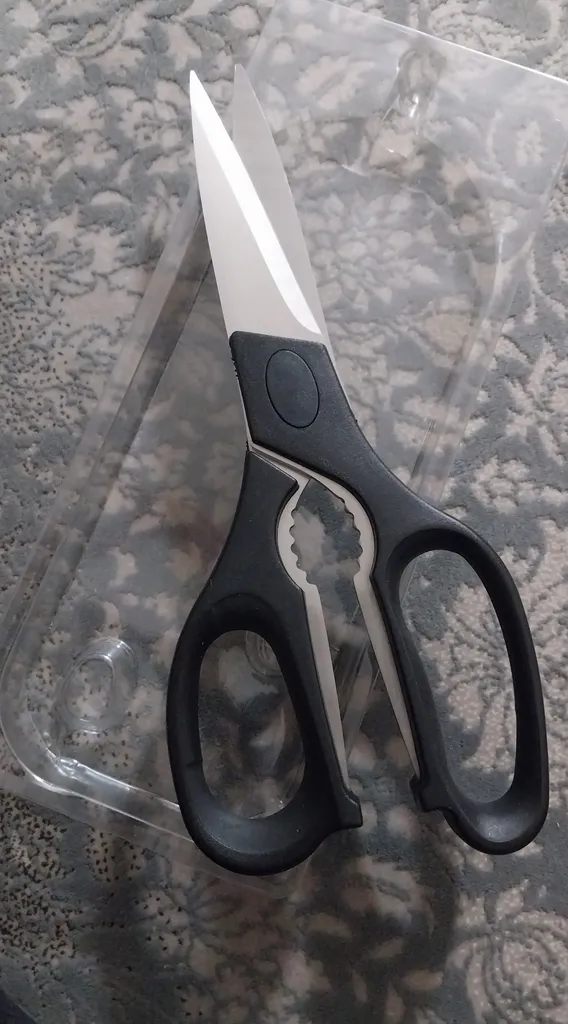 قیچی آشپزخانه چندمنظوره شنگیا مدل E3220