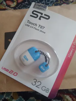 فلش مموری سیلیکون پاور مدل Touch T07 ظرفیت 32 گیگابایت