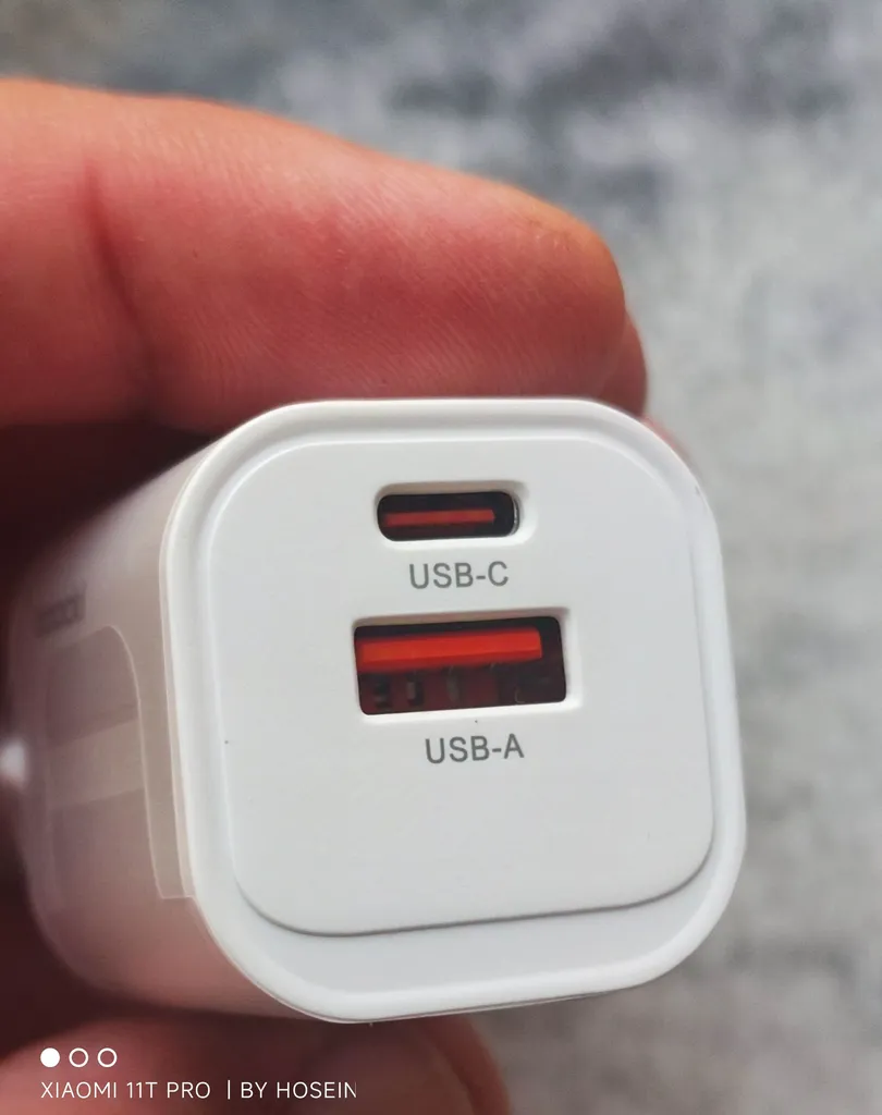 شارژر دیواری 33 وات توکی مدل TCTAC-JCB01