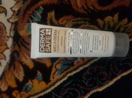 کرم روشن کننده درماسیف سری Mela-Derm مدل Depigmenting حجم ۲۵ میلی لیتر