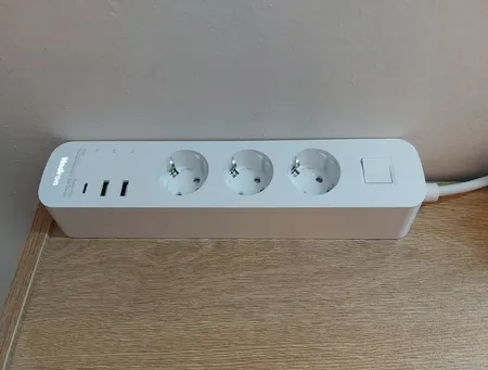 چندراهی برق هادرون مدل P343 مجهز به شارژر 30 وات